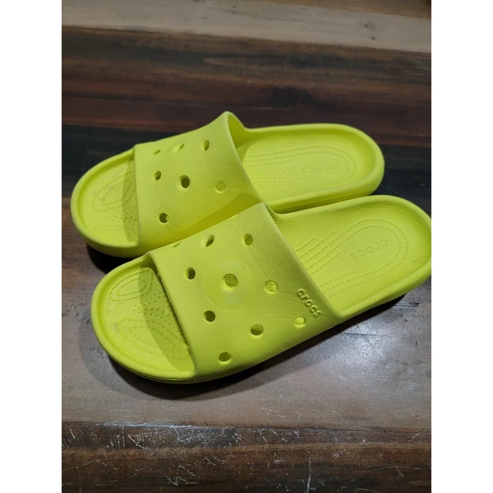 CROCS ICONIC COMFORT SLIDES Size Mens 5 Hi-Visibility YELLOW Slip Ons SO COMFY